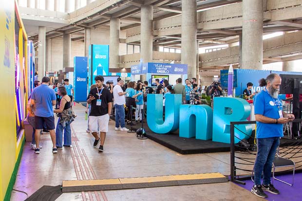 UnB Notícias - UnB expõe projetos inovadores na Campus Party Brasília